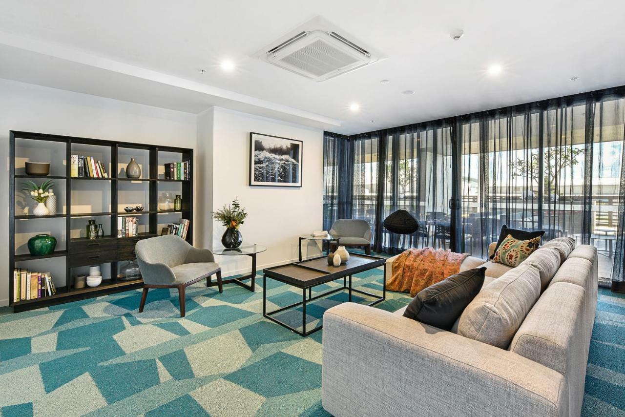 Qube Broadbeach Gold Coast Exterior foto