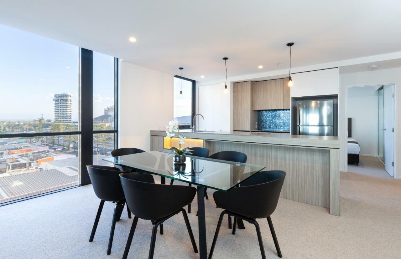 Qube Broadbeach Gold Coast Exterior foto