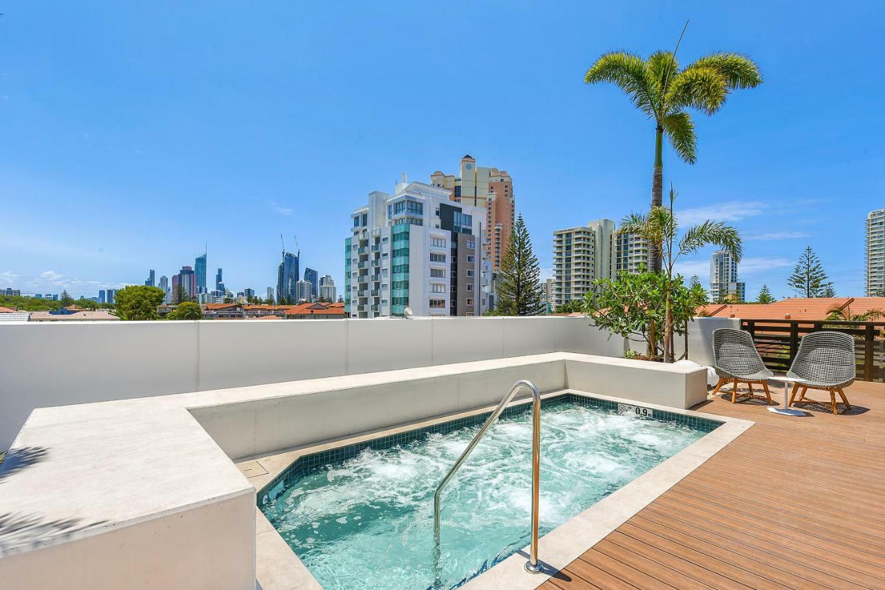 Qube Broadbeach Gold Coast Exterior foto